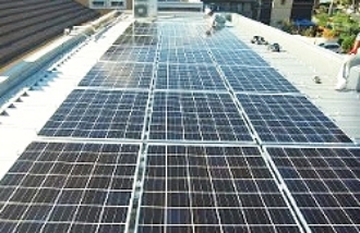 名古屋支店へ太陽光設置（2012年7月）